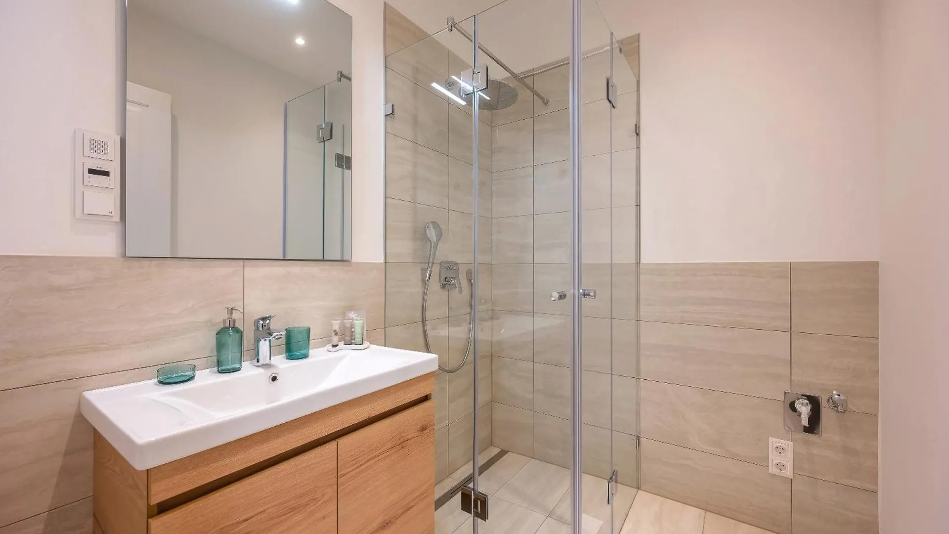 Apartment Luxe - With Aircondition! Wien
